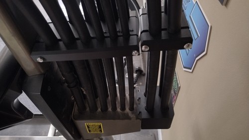 Rod box clamp 610 tension - &,